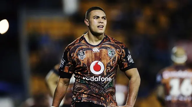League: Lolohea in for Johnson at Warriors