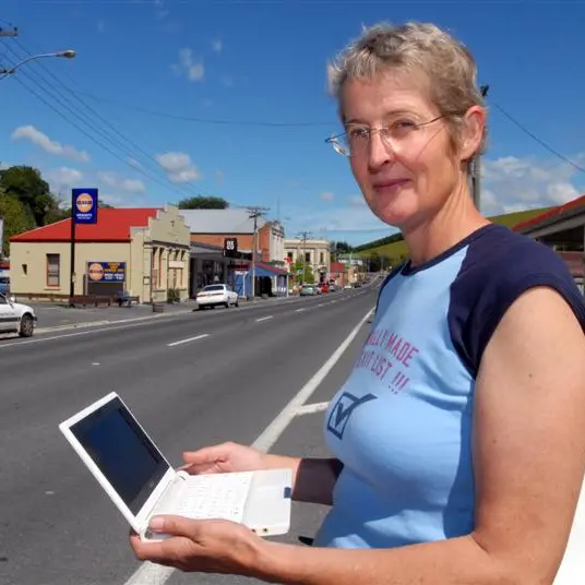 Lawrence plans free wireless Internet