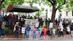 Protest urges end to Israeli war in Gaza