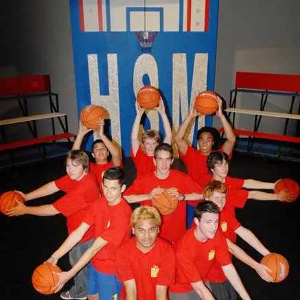 'High School Musical' cast having a ball