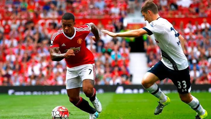 Football: Man United open with win as Chelsea held to draw