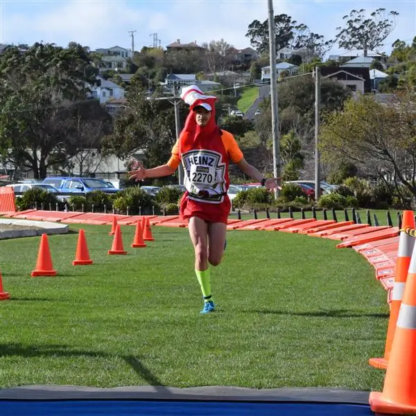 Athletics: Saucy effort takes quarter marathon