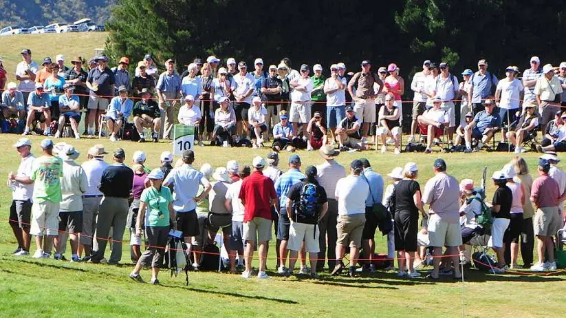 Golf: Leaders challenged at NZ Open
