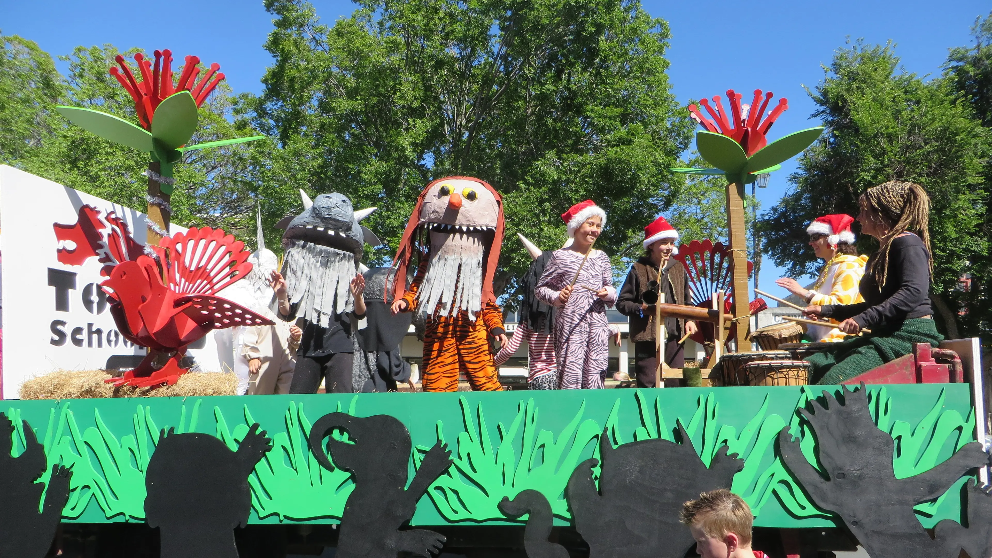 Big turnout of people and floats for Santa Parade