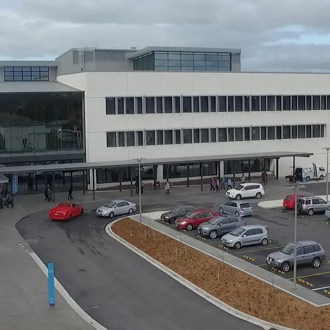 Canterbury DHB faces mounting deficits: report