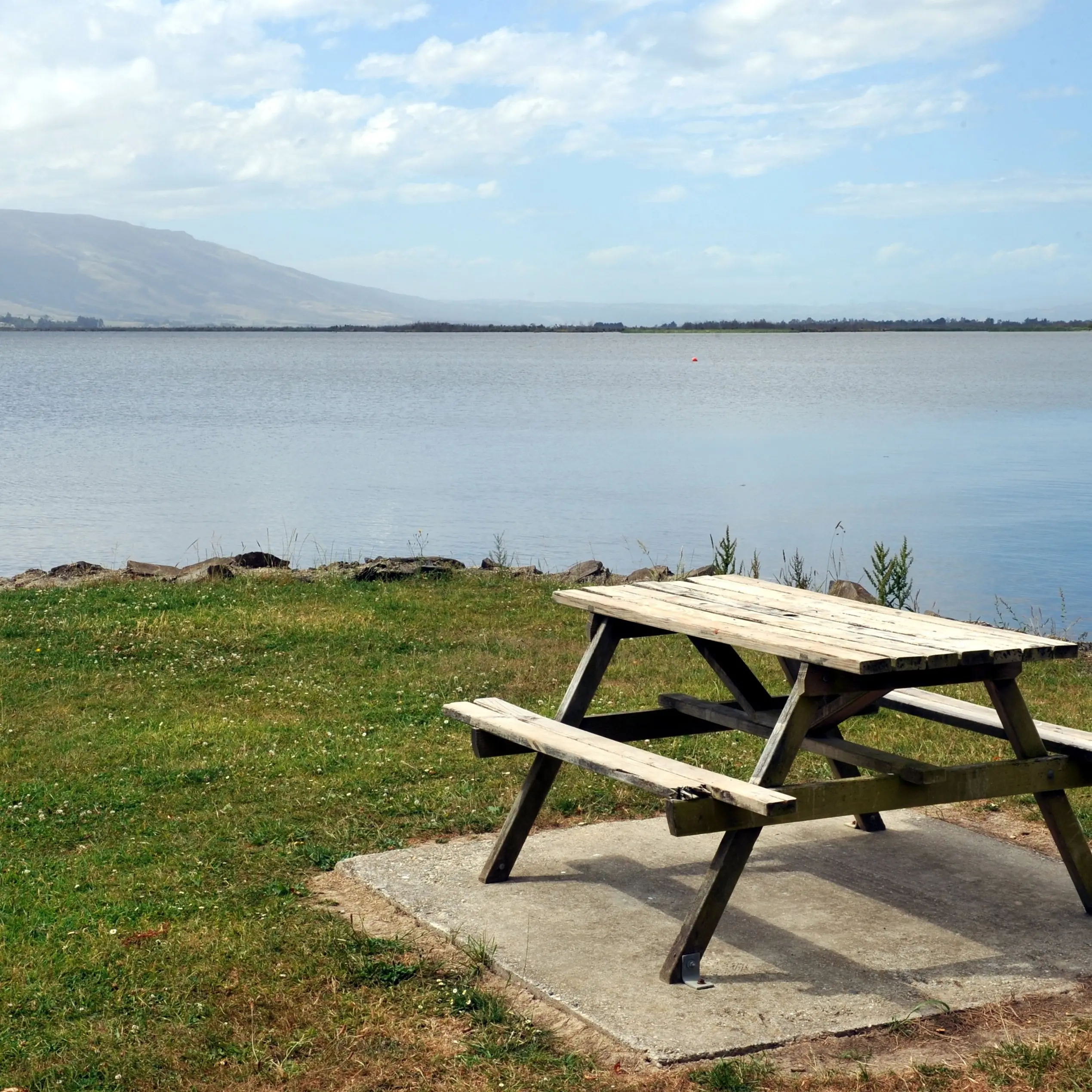 Lake Waihola warning lifted