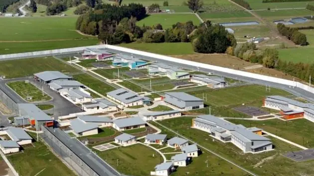Prisoners refuse to eat