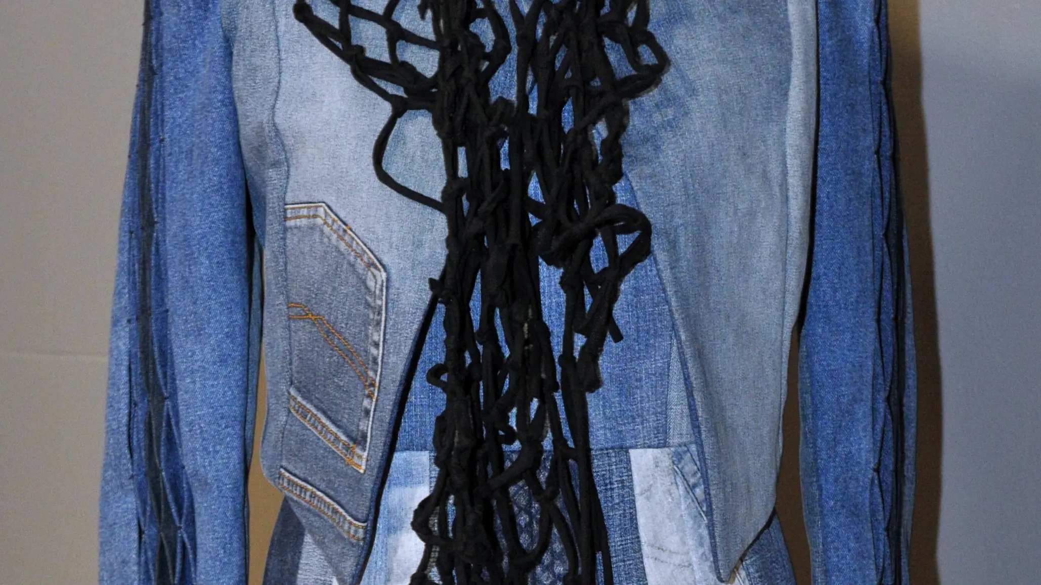 Drawing threads together