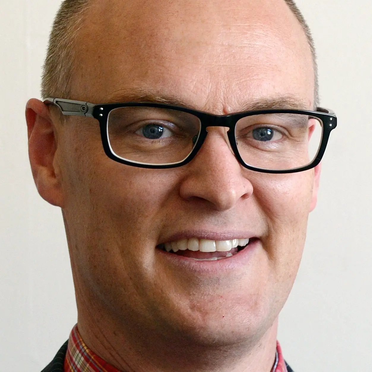 Early release of Cadbury staff, honouring of redundancy urged