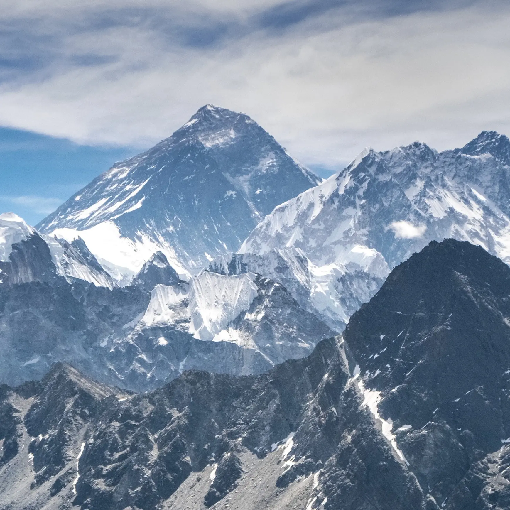 Three Indian climbers die on crowded slopes of Everest