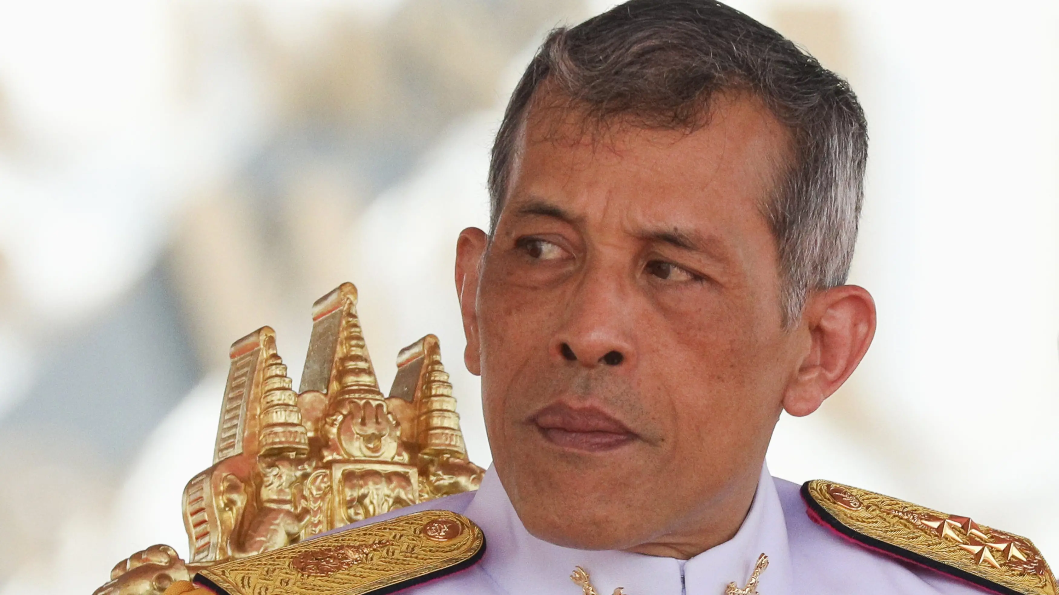 Teen suspected of shooting toy gun at Thai king