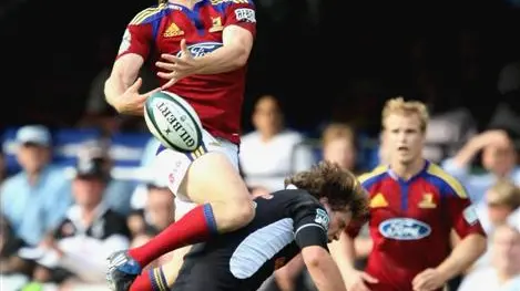 Rugby: Sharks fumble way to victory