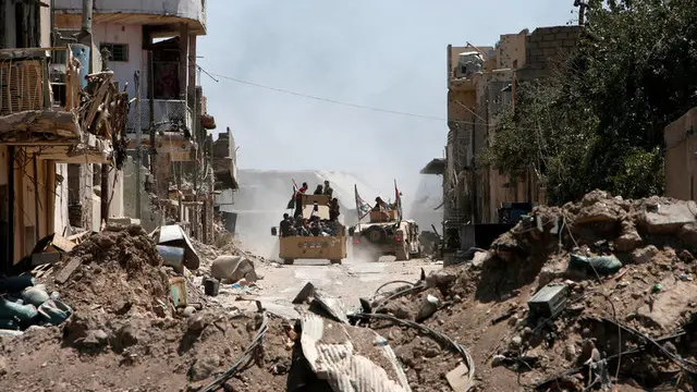 Iraqi forces free hundreds of civilians in Mosul Old City
