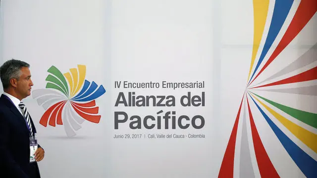 Pacific Alliance explores single passport for members