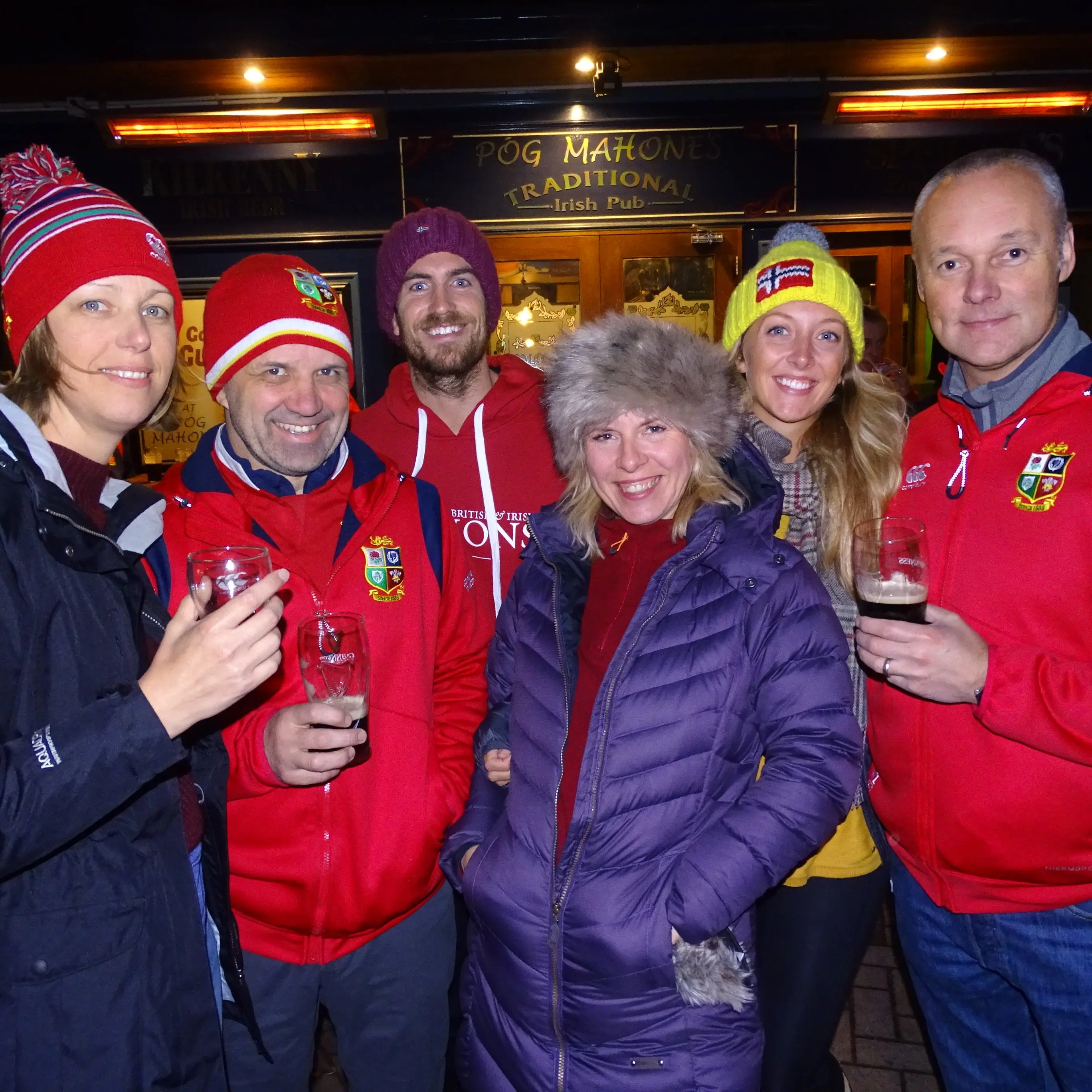 Lions' colours flood Queenstown