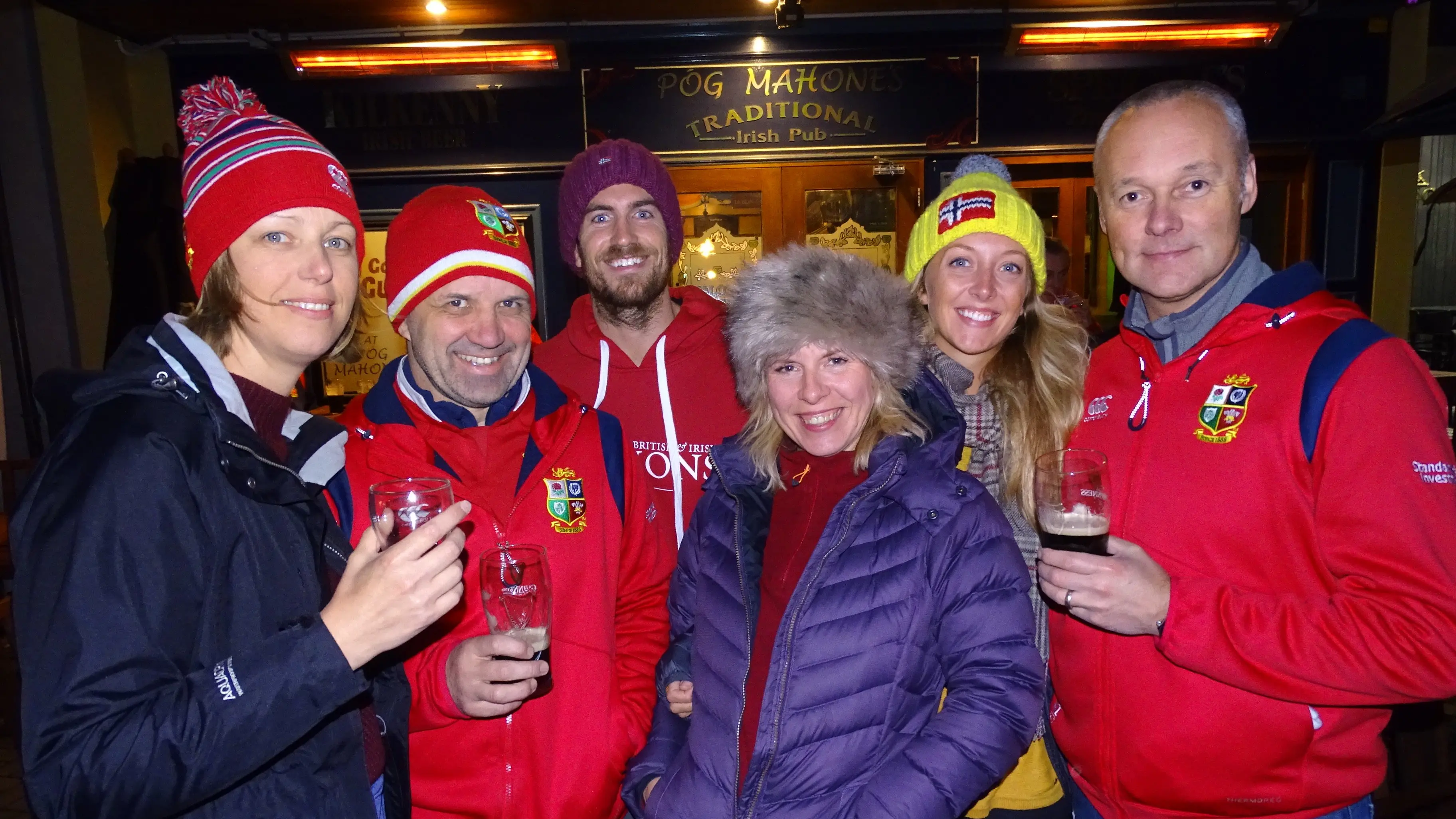 Lions' colours flood Queenstown