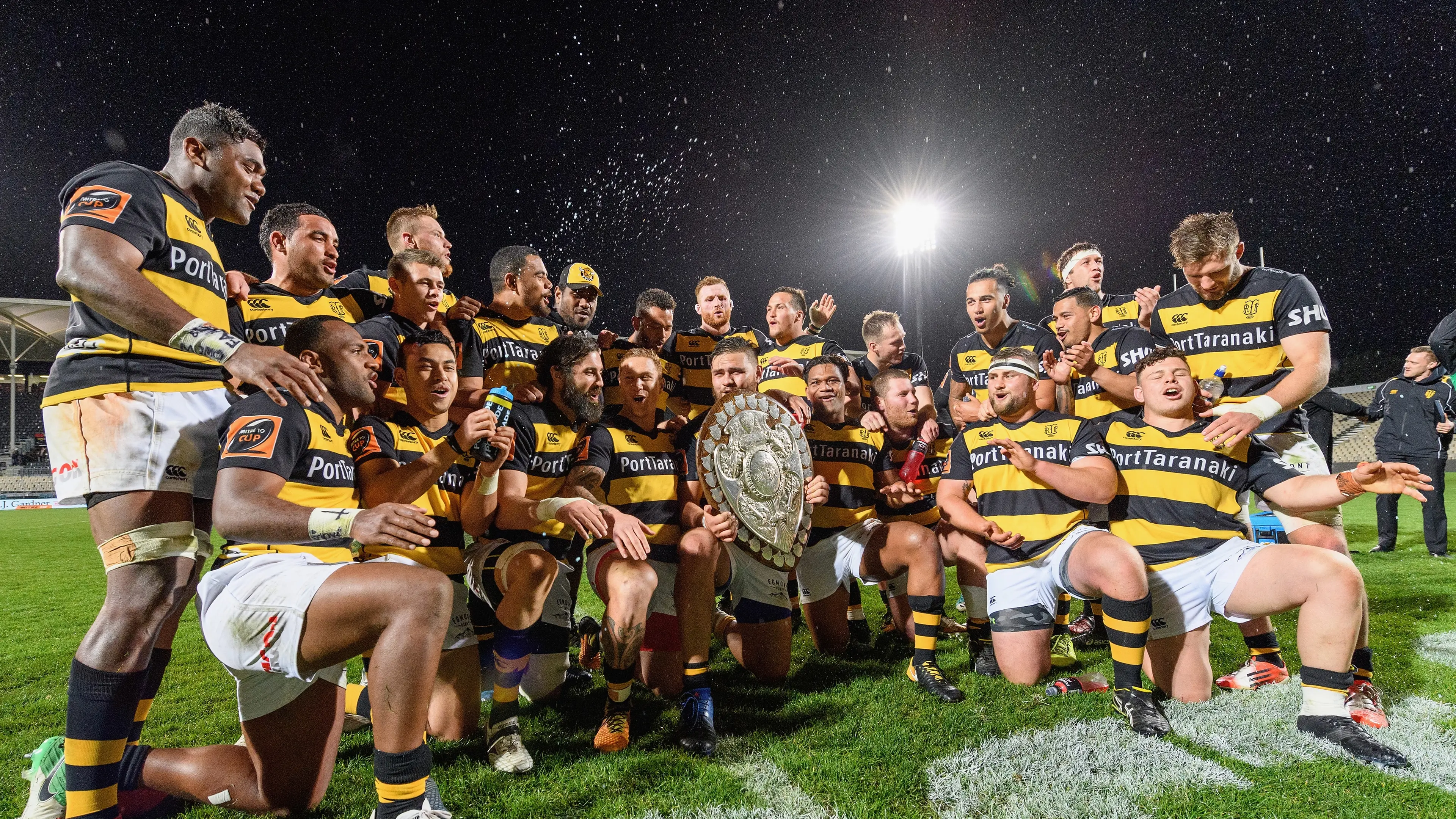 Taranaki steal the Ranfurly Shield in stunning fashion