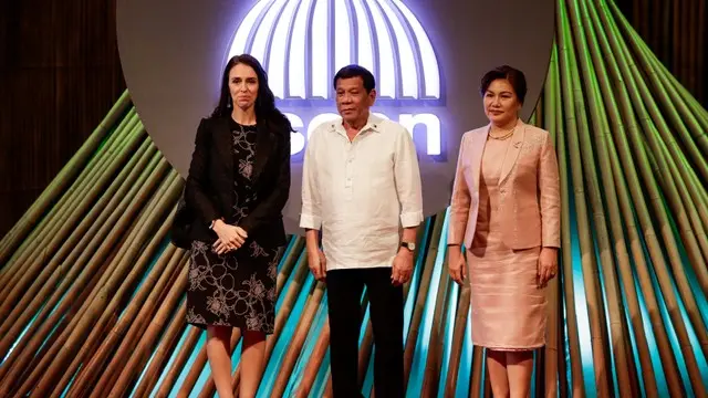 Ardern, Duterte talk travel before private meeting