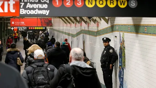 NY to adapt New Year's security after bomb plot