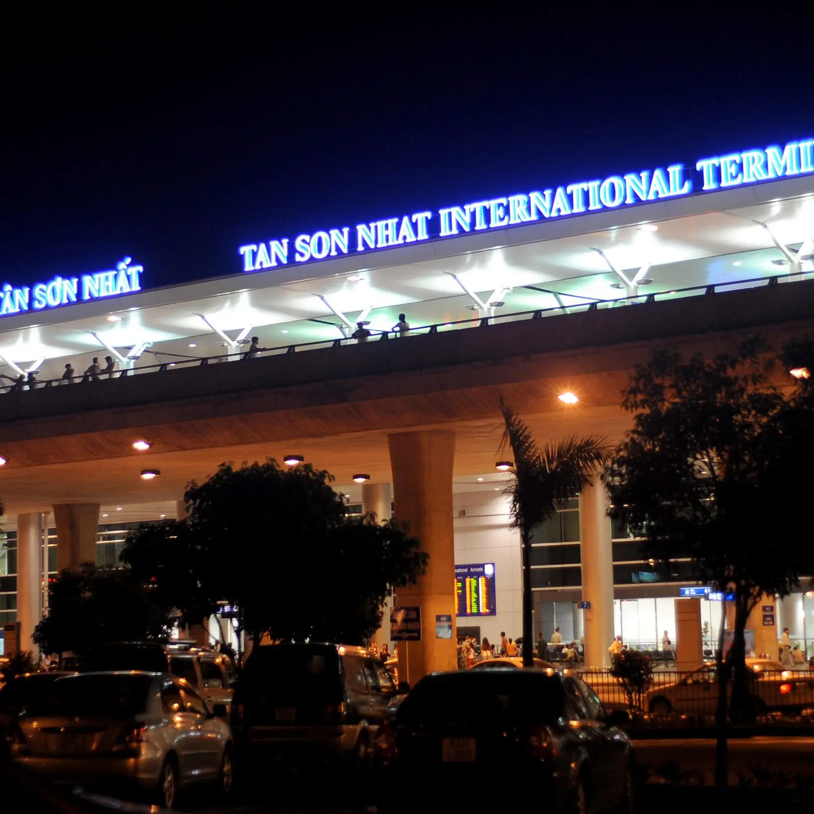 Vietnam jails 15 for plot to blow up airport - media