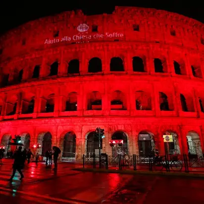 Colosseum red in protest of Pakistan blasphemy law