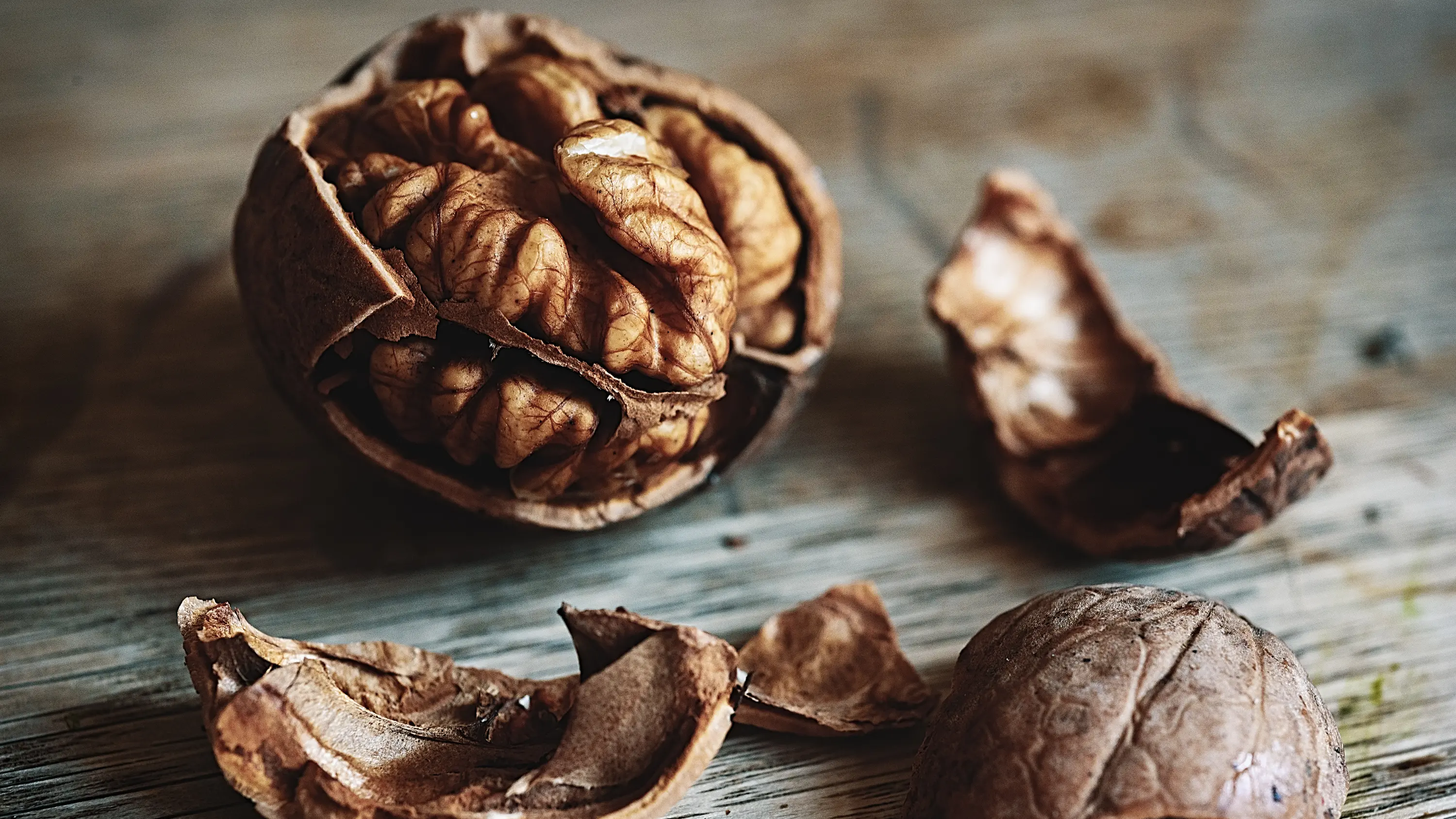 Versatile walnuts beneficial to health