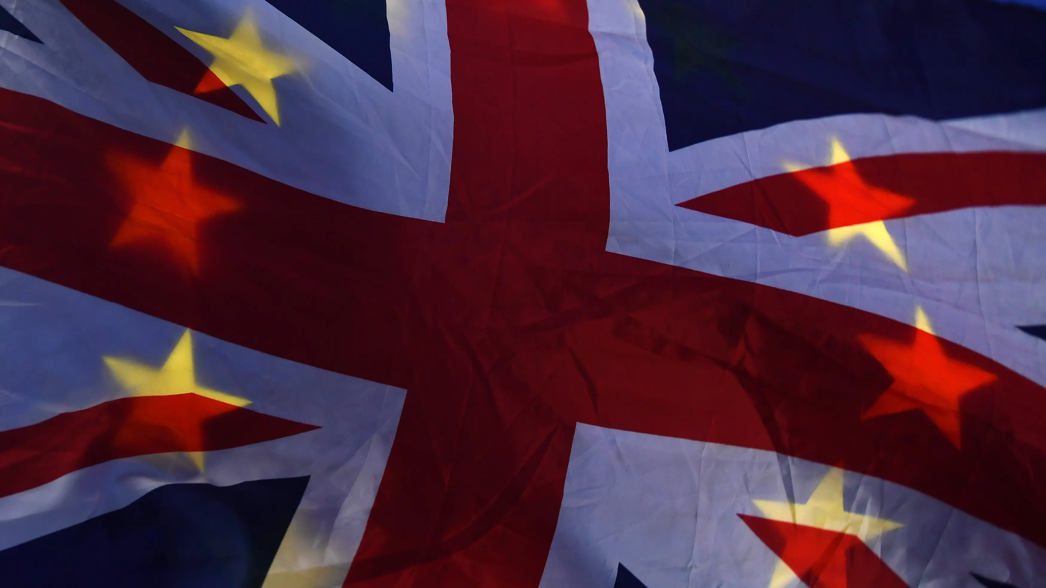 Emergency talks over UK plan to break divorce treaty