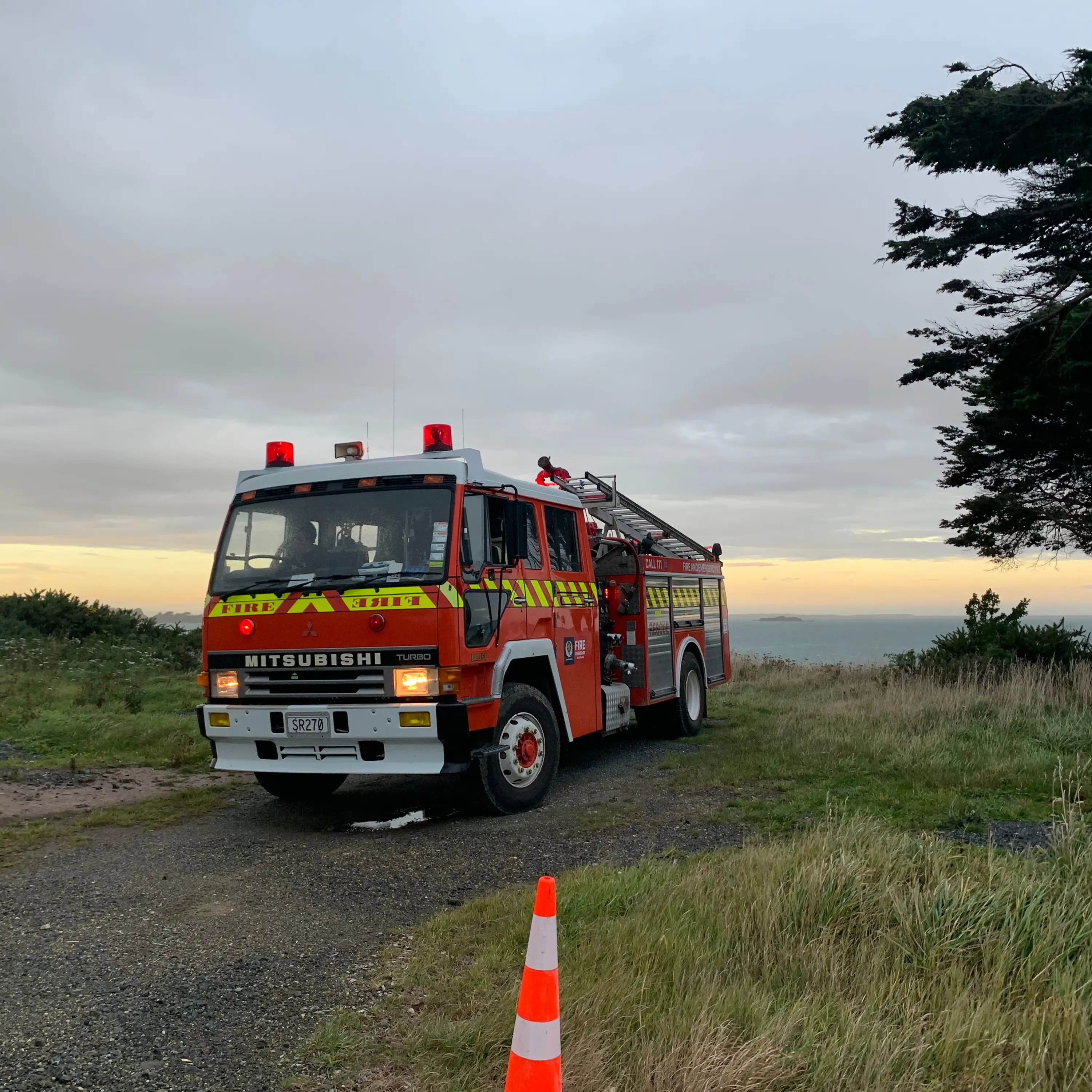 Thousands of tyres catch fire in Southland blaze