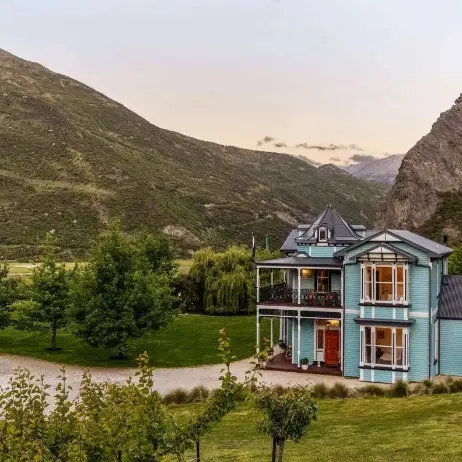 UK buyers didn’t know dream Queenstown home starred in Grand Designs