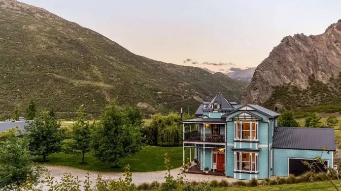 UK buyers didn’t know dream Queenstown home starred in Grand Designs
