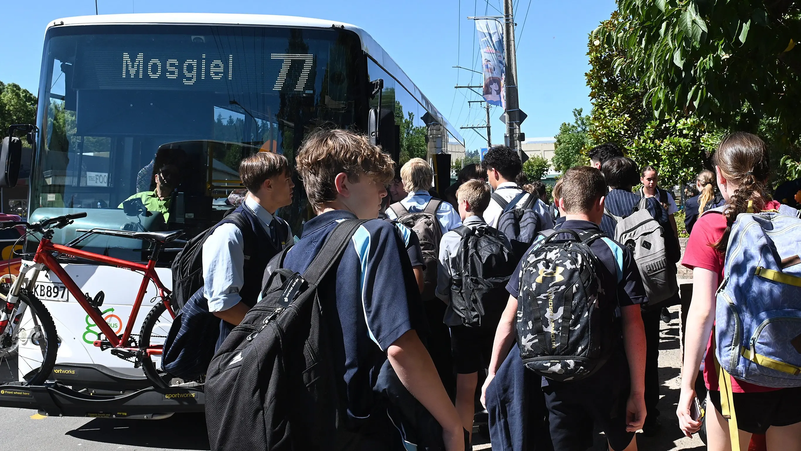Council retains free fares for children