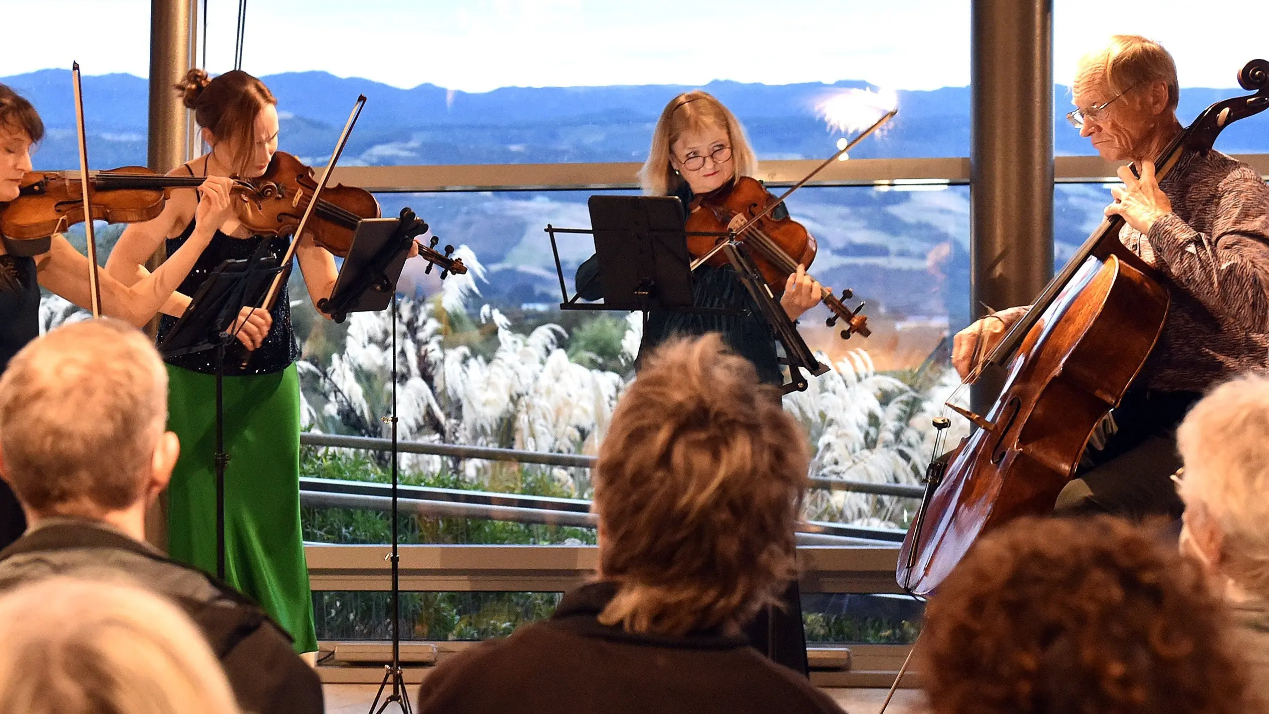 Birds compose enchanting morning chorus