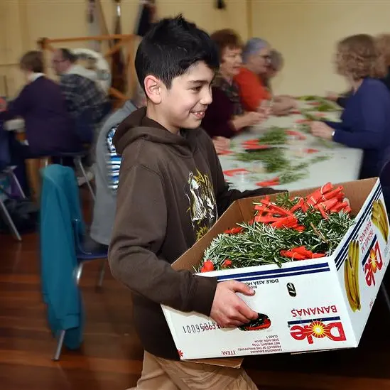 Full crew makes short work of posies