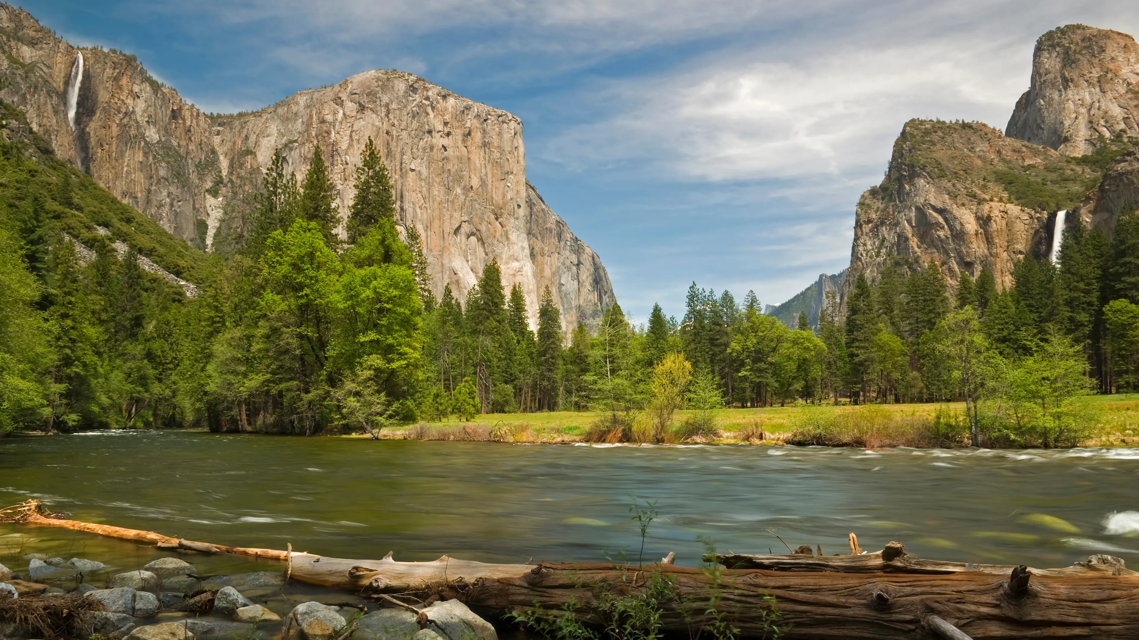 Two die after fall on El Capitan