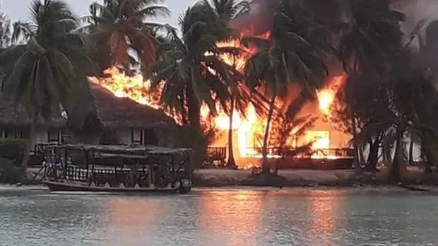 Fire breaks out at Cook Islands resort