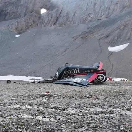 Twenty killed in plane crash in Swiss Alps