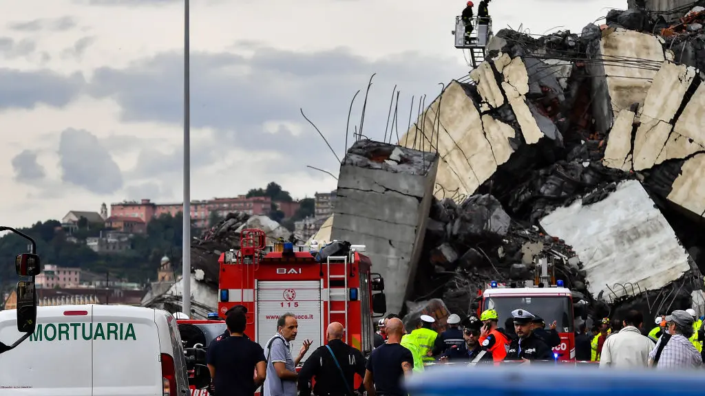 Anger grows over Italy bridge collapse