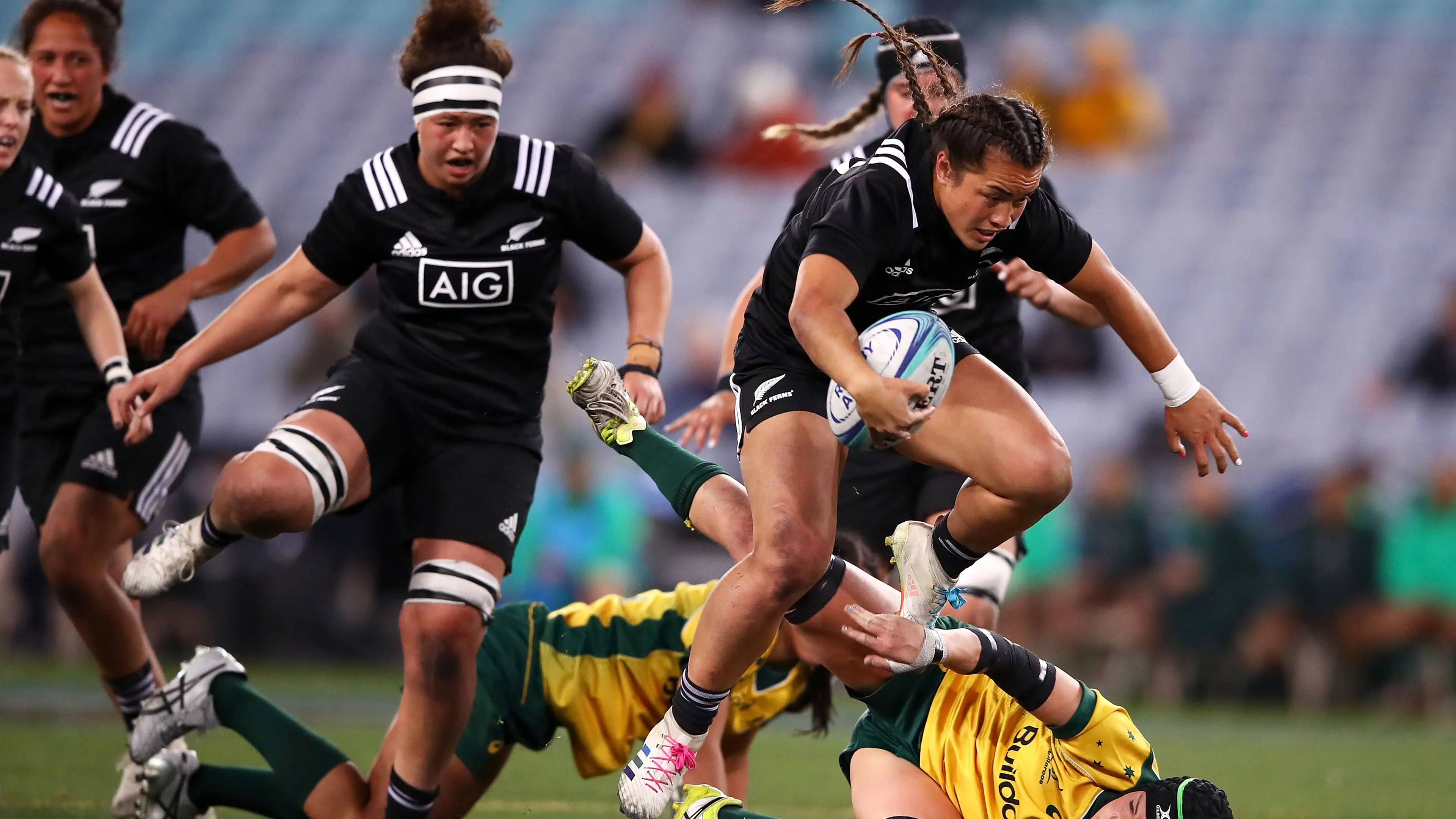 Black Ferns ease past Wallaroos