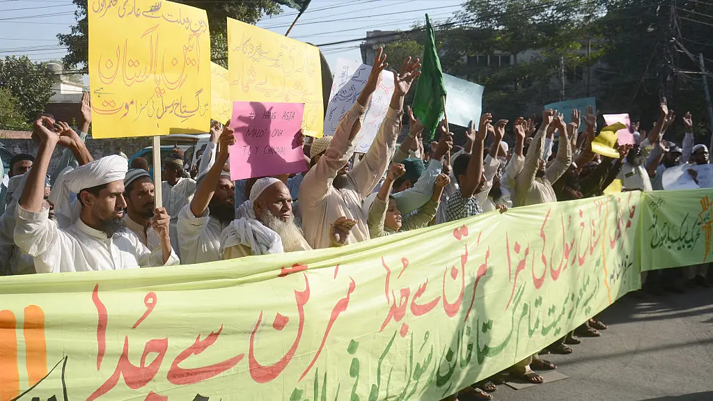 Woman freed after blasphemy death sentence reversed