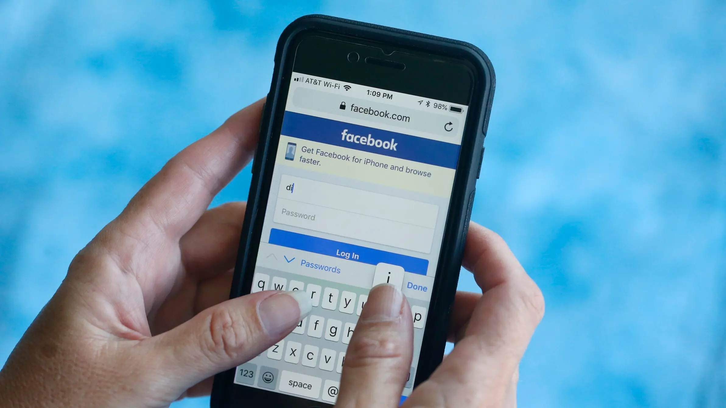 Facebook left millions of passwords readable