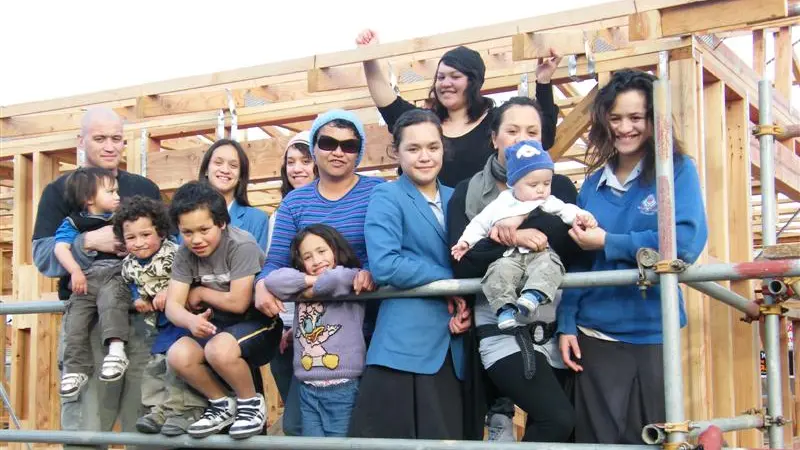 Big family gets Habitat home