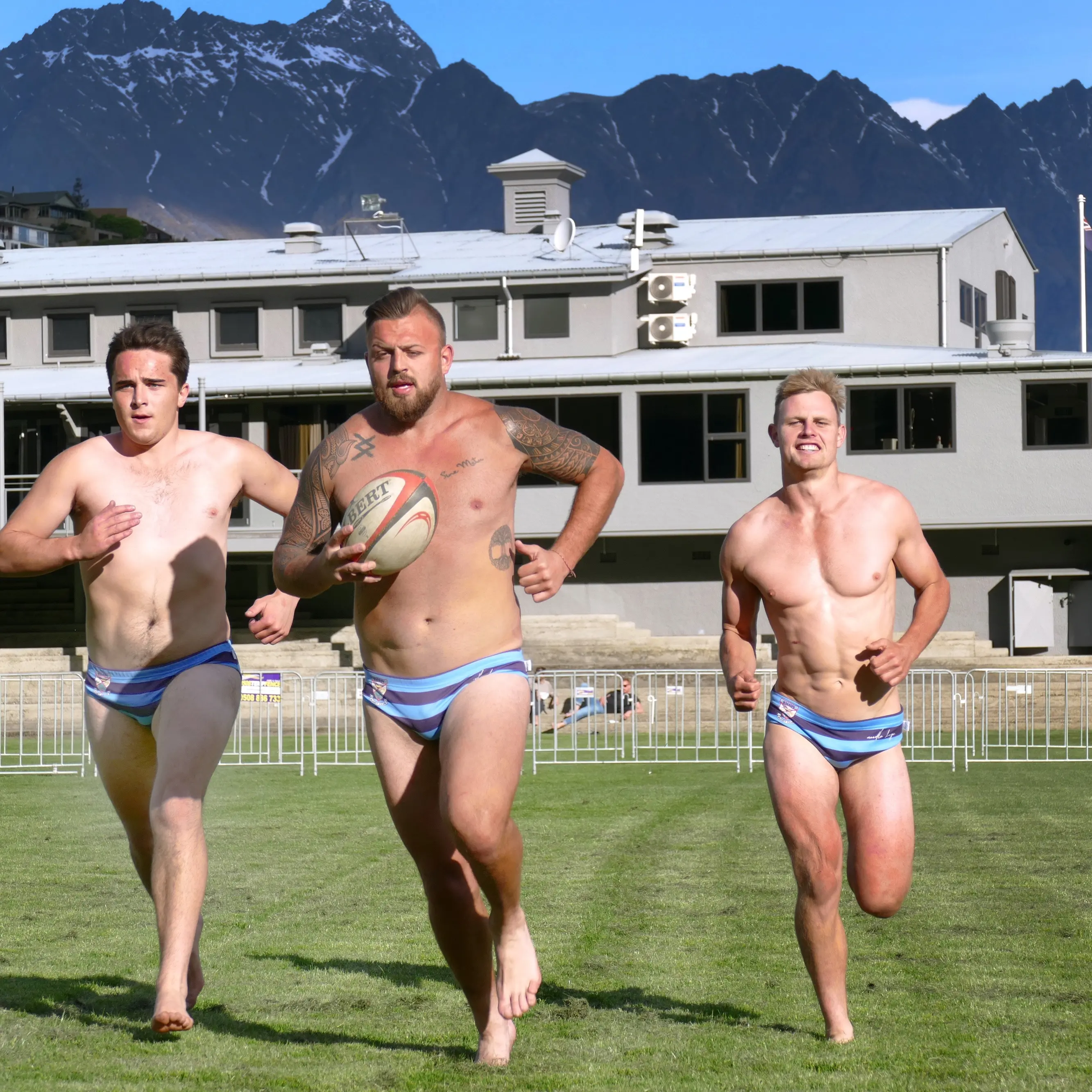 Speedo runners receive loudest cheer