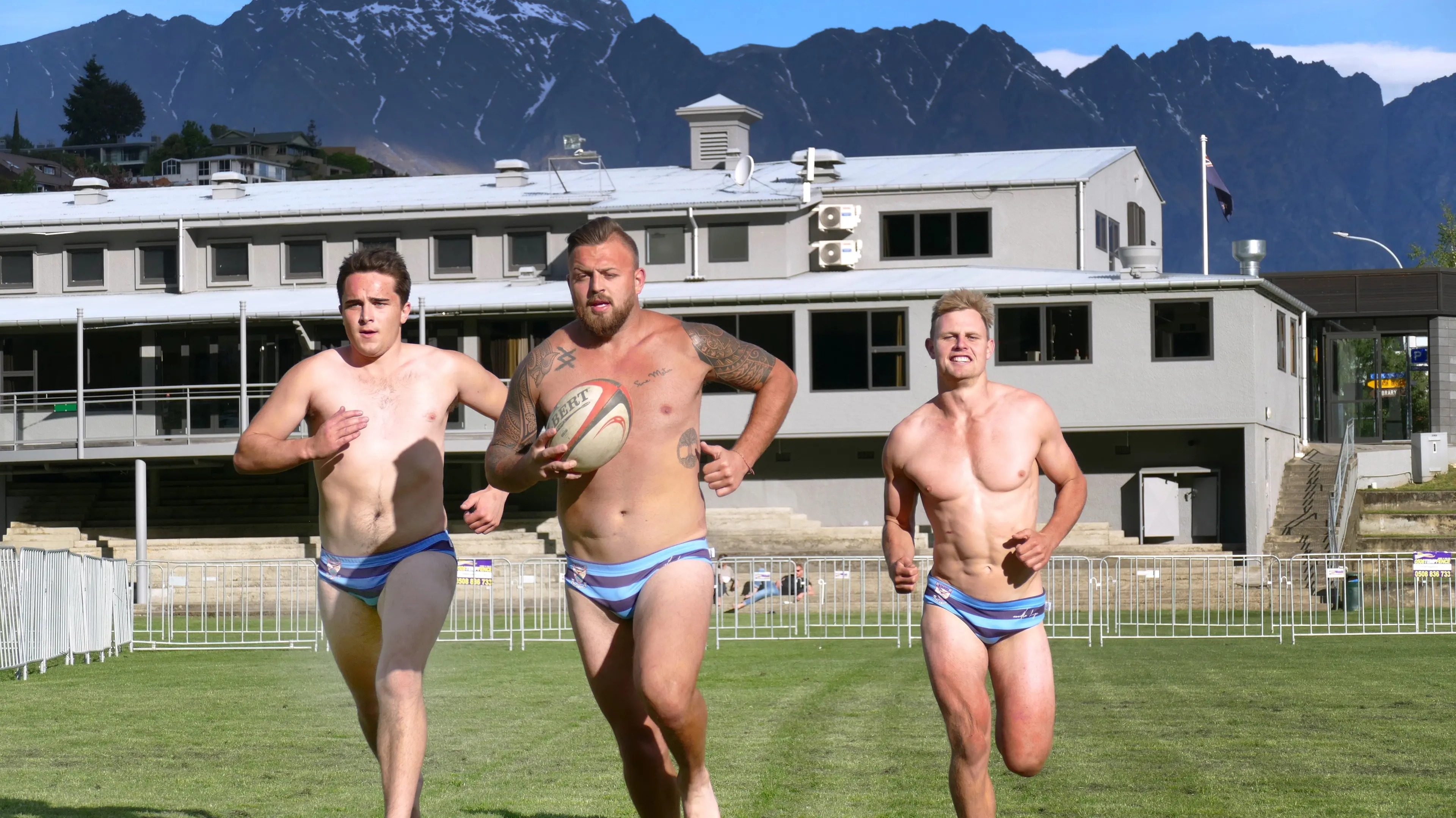 Speedo runners receive loudest cheer