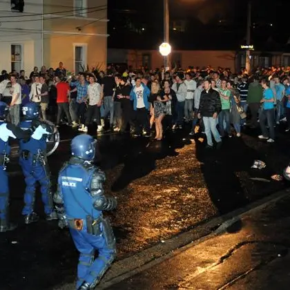 Mayor riled after 80 arrests