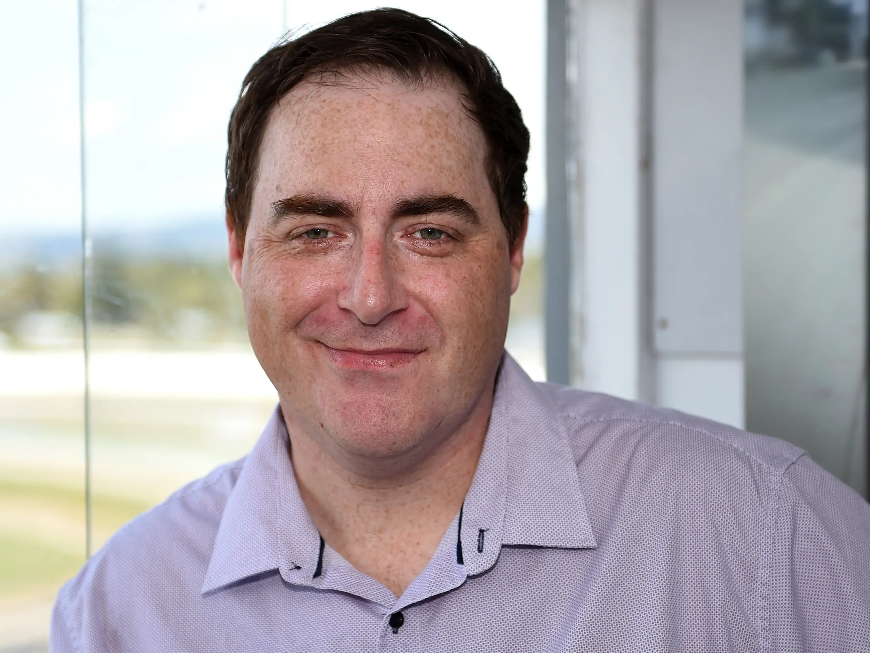 Racing fan returns to his calling