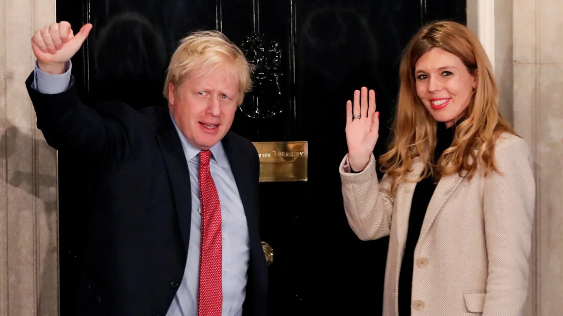 British PM and girlfriend expecting first child