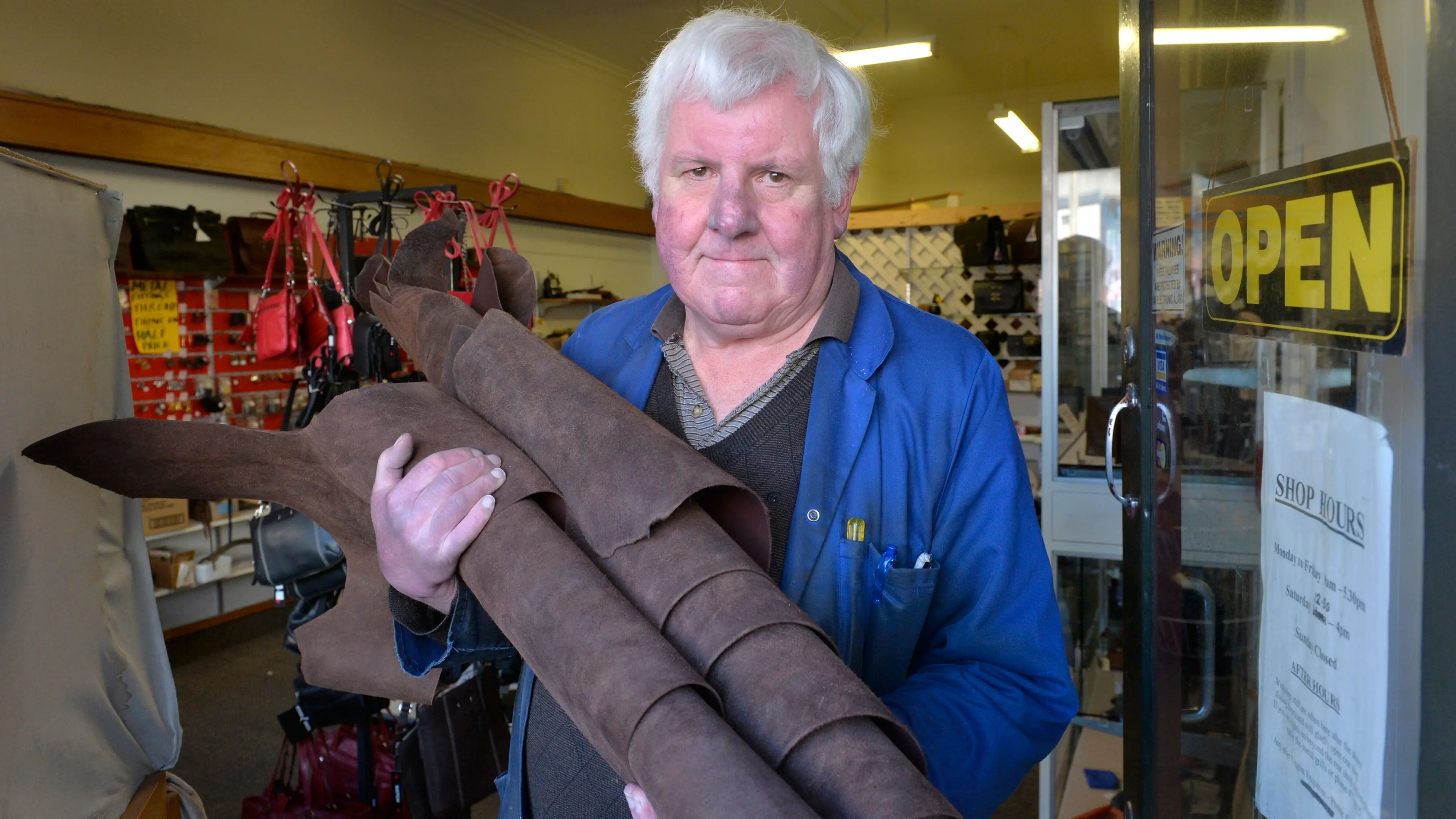 Leather business to close