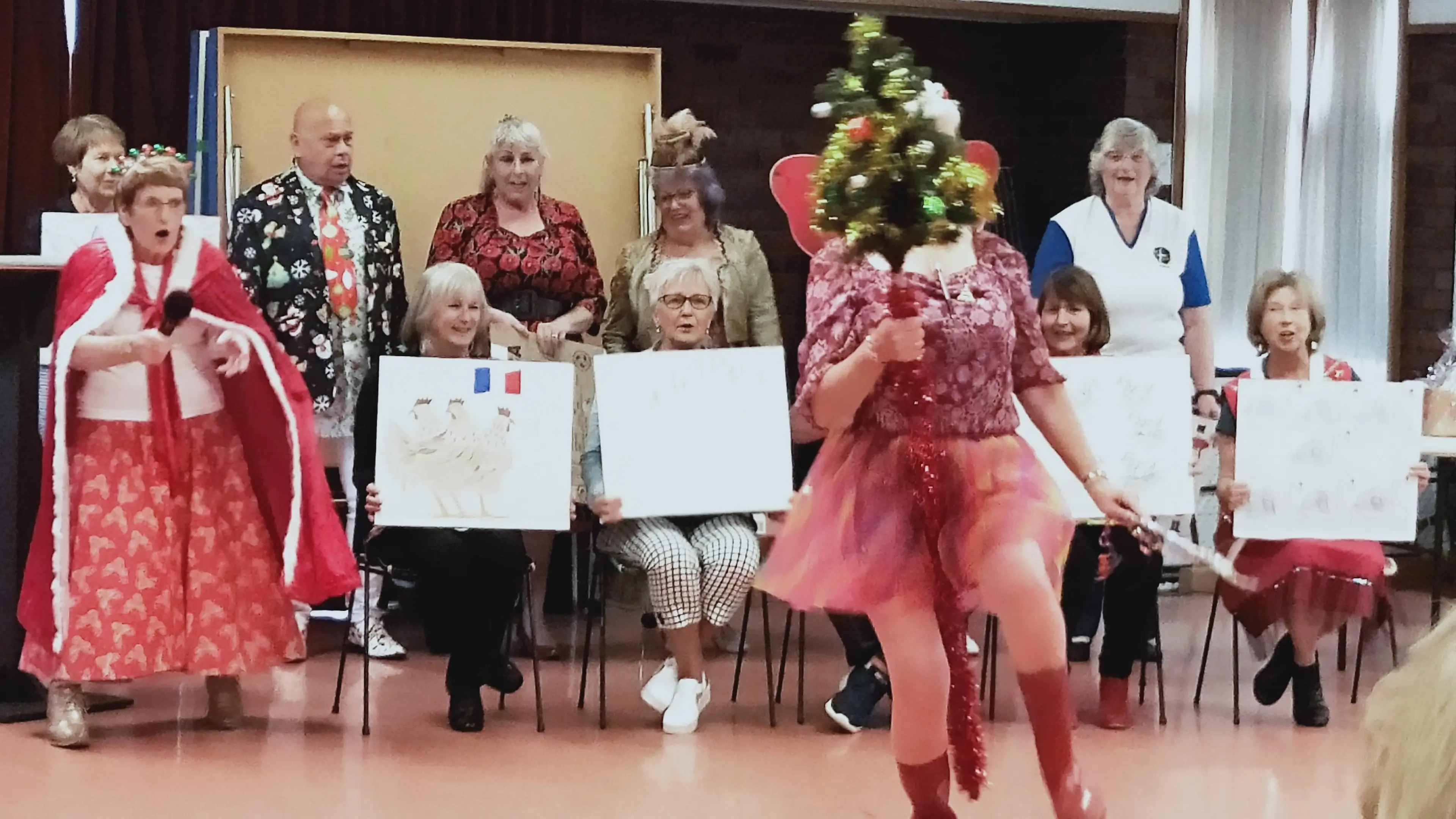 Christmas celebration delights club members