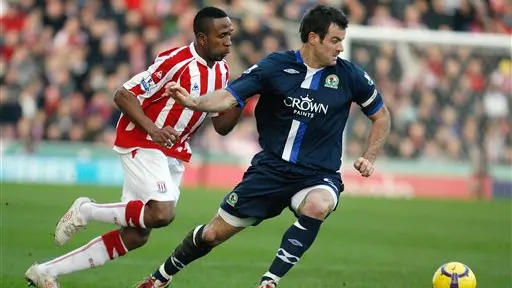 Football: Ryan Nelsen in injury scare