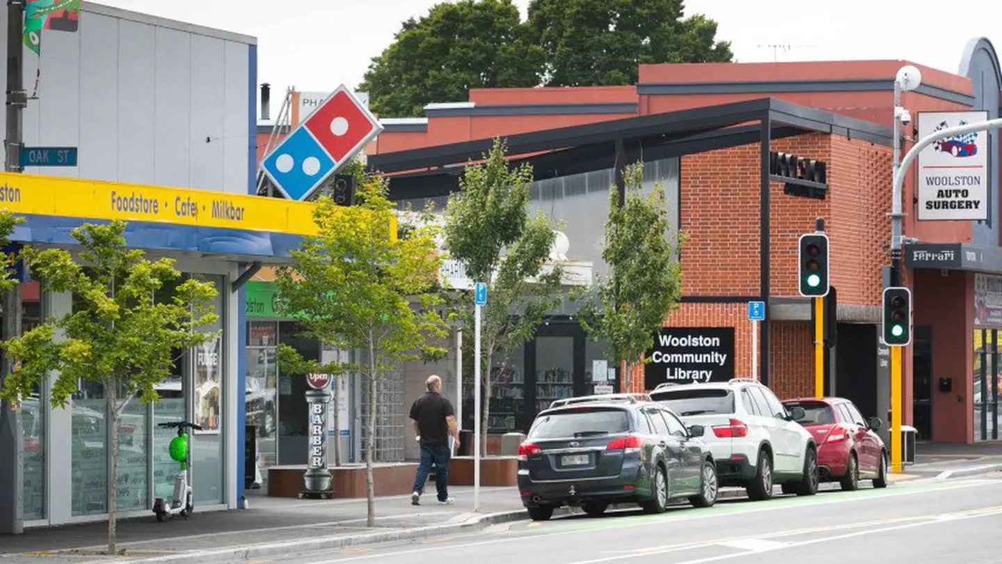 Booze ban for Woolston